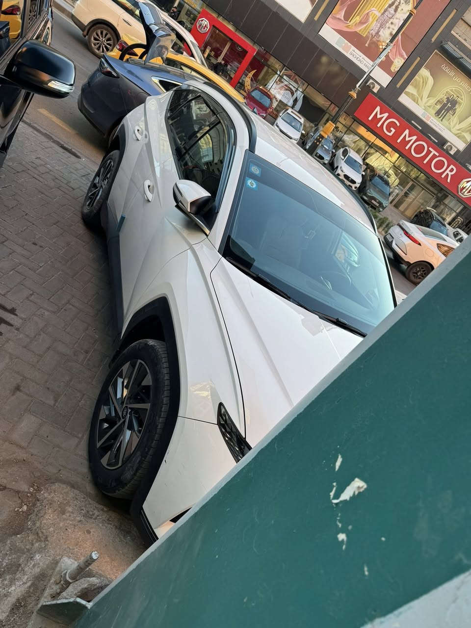 للبيع توسان 2024
ماشيه30 الف
بارد صغير بالباب
السعر 215 وبيها مجال
***********
