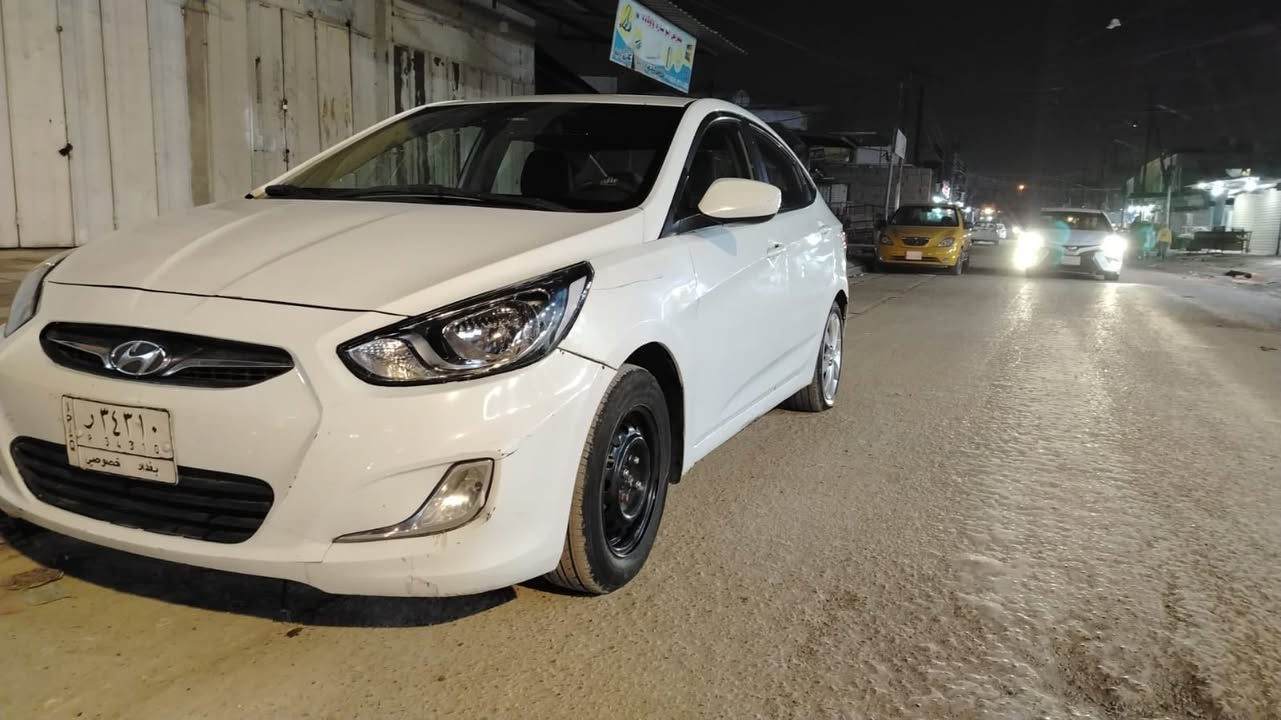 بالتقسيط فقط لسكان بغداد وبدون كفيل مقدمة ٣٠ ورقة تدللون والقسط ٣ ورقات
اكسنت موديل ٢٠١٢ امريكي حادث بنيد وجاملغ وصبغ ٤ قطع محرك ١٦٠٠ سيارة جاهزة للشغل مكاني البياع حي الشهداء 
للمعلومات اكثر ***********
