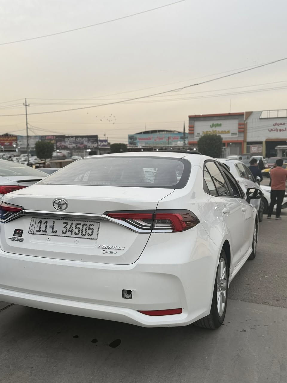 كورلا هايبرد 2024 للبيع
ماشية 14الف 
السيارة بيها تبديل جاملغ امامي جهة سايق
فتحة داخل اسود جلد
شاشة كاربلي
مواصفاتها معروفه السيارة نضيفة مال بيت
سعرها 142 وبيها مجال بسيط 
مكانها بغداد زيونة
***********
