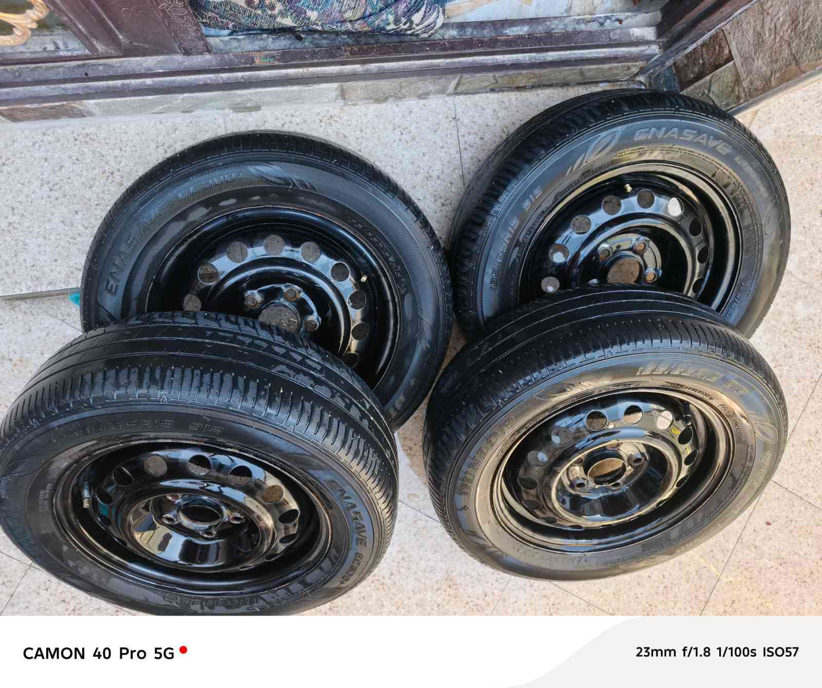 السلام عليكم
تاير ويل 15/195/65 تاير  دلوب ياباني أخو الجديد شرط الشد ويل ابو الختم كوري 
النجف الاشرف
***********
