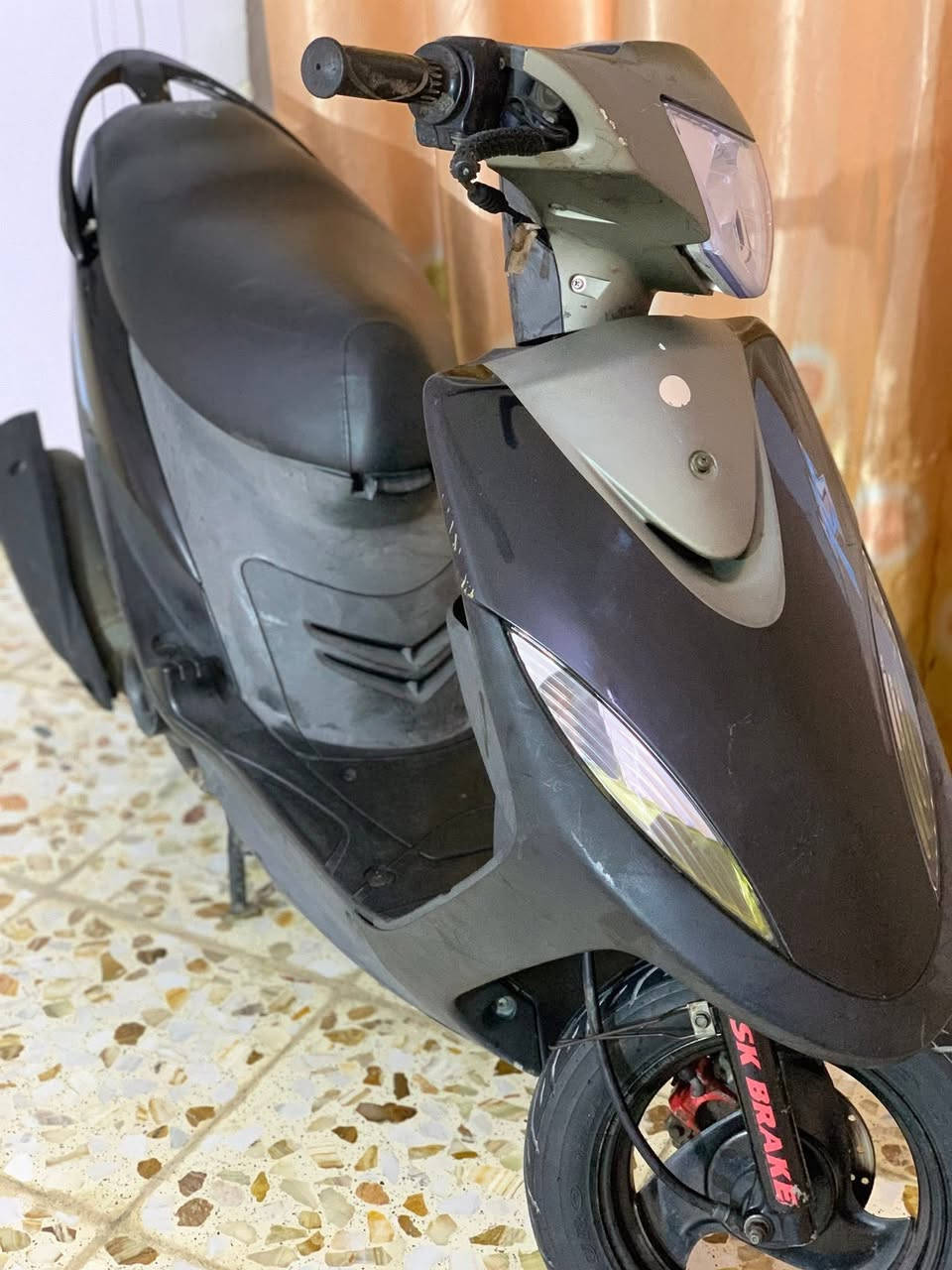 للبيع مكفوله من كلشي مابيه نقص برغي دراجه عله وضع رمبه كابرتر سلف بلادي شلعه معدل 120مكاني بغدادبلديات رقم ***********
