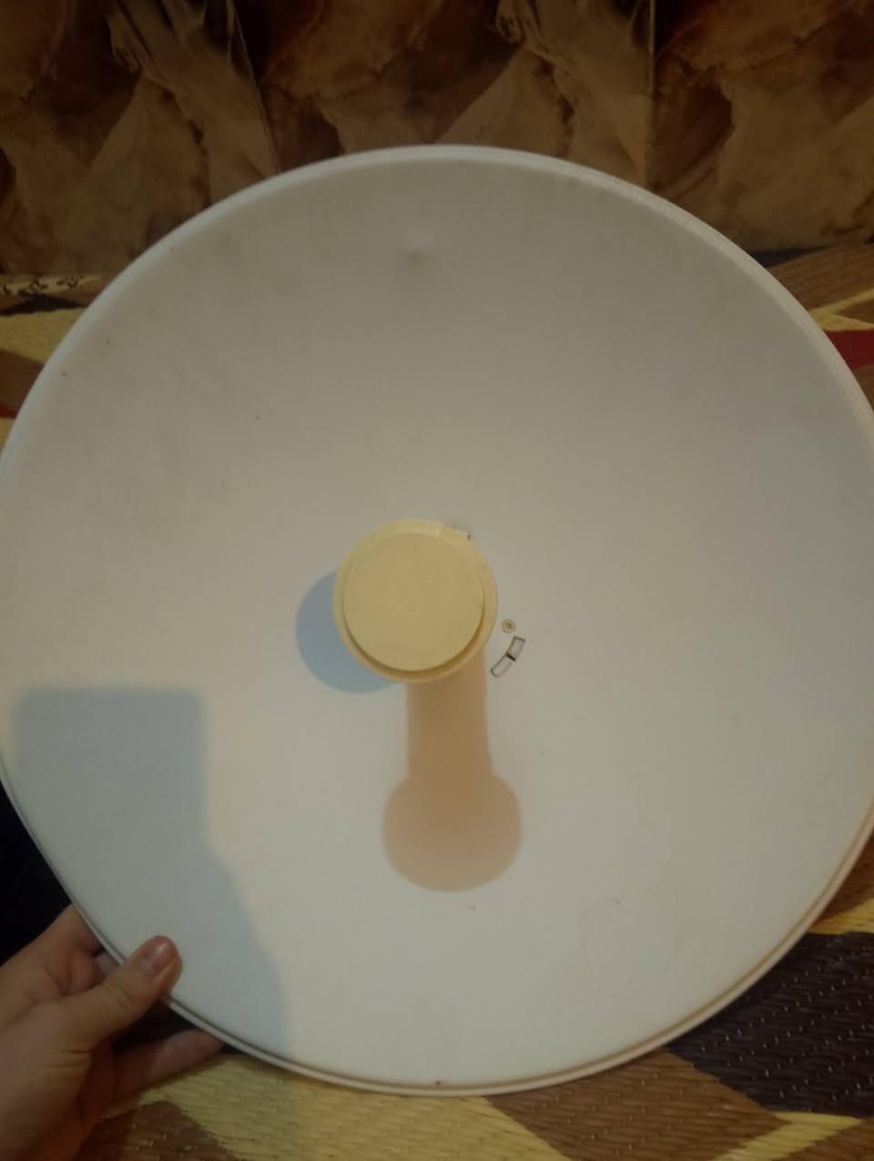 اترنيت للبيع بسعره مناسب 90 الف وبيه مجال المكانه القرنه الحمداوي رقم الهاتف ***********
