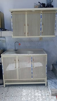 كاونتر متر وعشرين نظيف وجديد سعر 160 مكان بغداد رئاسة العبيدي شاع عشري...