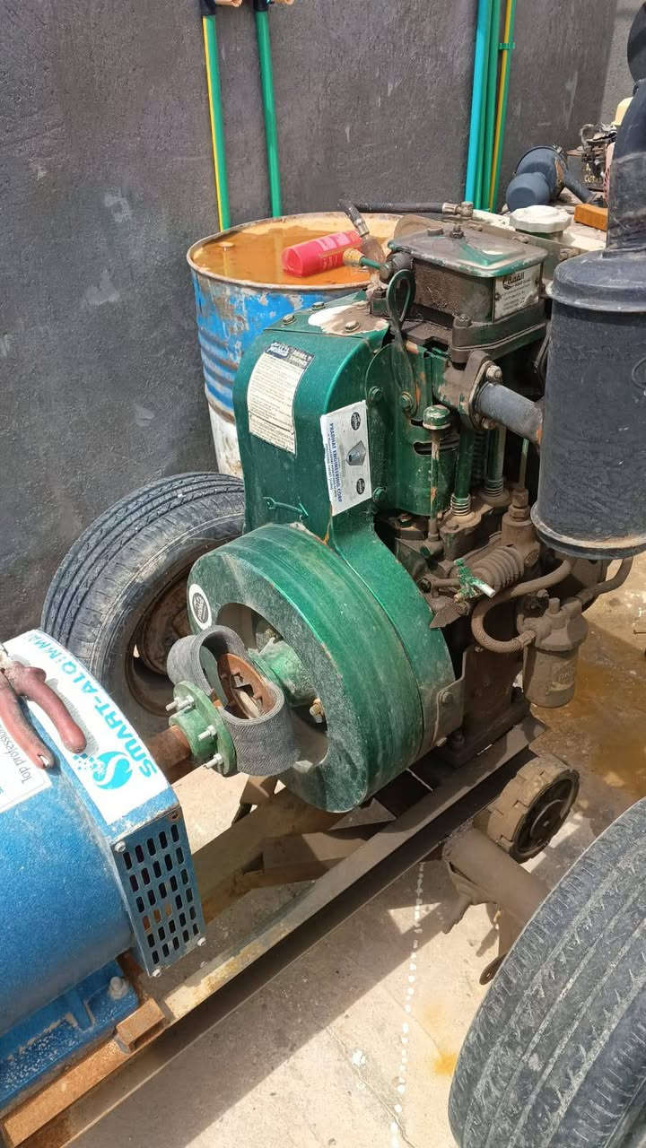 مولده للبيع نضيفه كلش نوعيته بهربهات حجم الكبر السعر 850... عنوان بابل والستفسار عل هذا الرقم ***********وبيكم خير ودتللون
