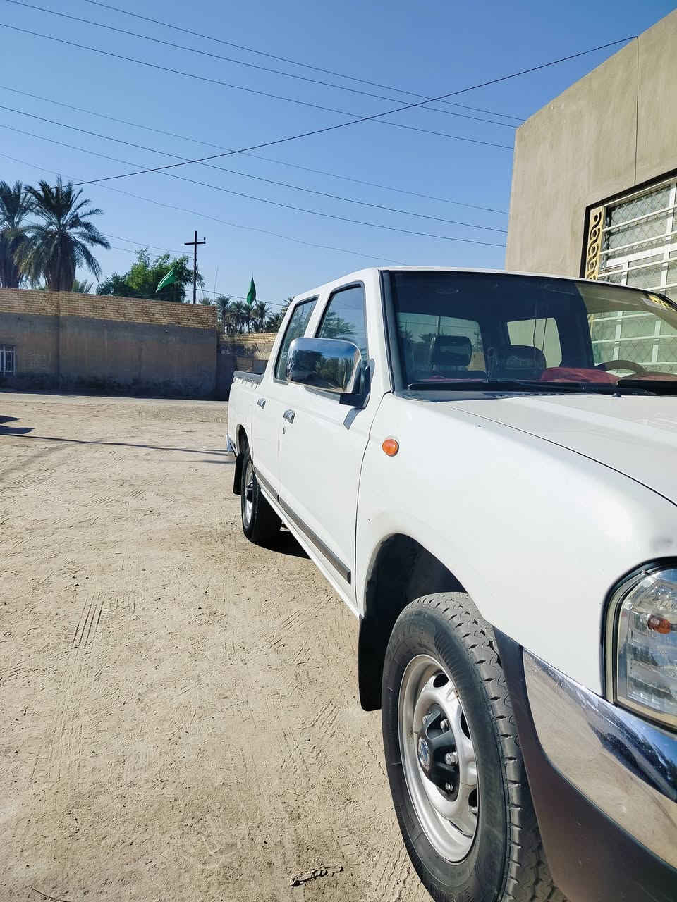 سلام عليكم للبيع بيكم نيسان شبوط موديل 2016مكفوله كفاله عامه رقم مثنى الاستفسار على  ***********
