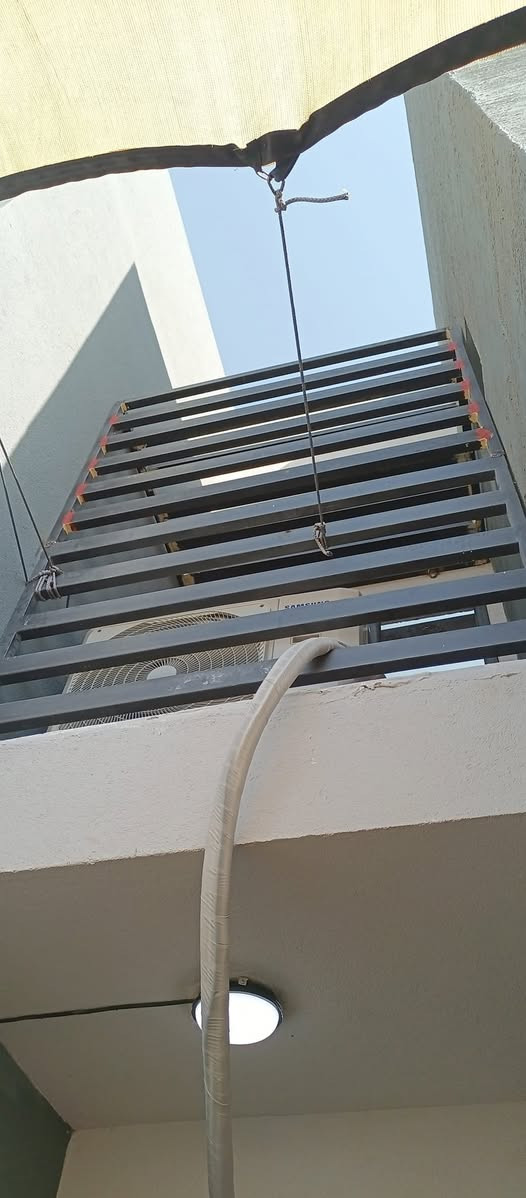 تم العمل في حداديه مصبوغه و ماباردين المعجون و الصبغ سايل..❌
سنفرت القديم و صلحت ✅
للتواصل /***********/
