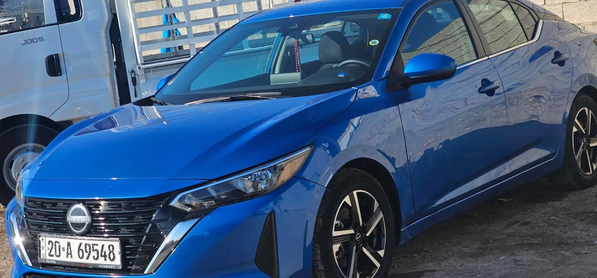 بسم الرحمن الرحيم سنترا٢٤ ضرر بارد بين الباب وجامالغ المامي بدون تبدل بدون يرباك ساره جديده ماشيه ٣٨ ميل *********** تصال
