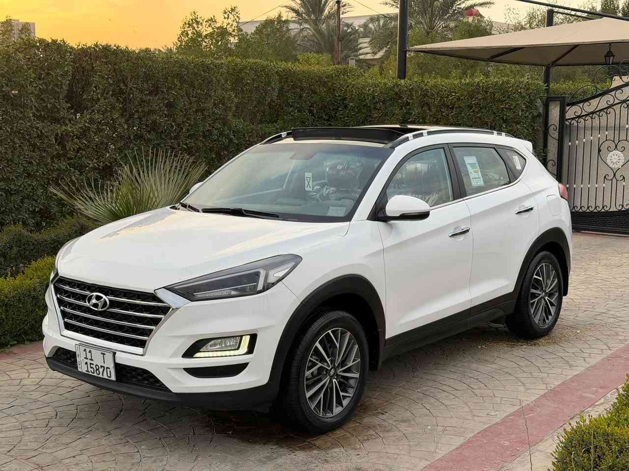 توكسان الكاصد موديل ٢٠٢٠ رقم بغداد
ماشيه 52
بنوراما 
لايت خمس￼ عدسات 
بصمه تشغيل وابواب
سايد بريك دوسه
كشنات كهرباء جلد 
شاحن واير ليس
شاشه بلاديه كاميرا خلفيه
حساسات امايه خلفيه
تحكمات ستيرن 
للاستفسار الاتصال ***********
