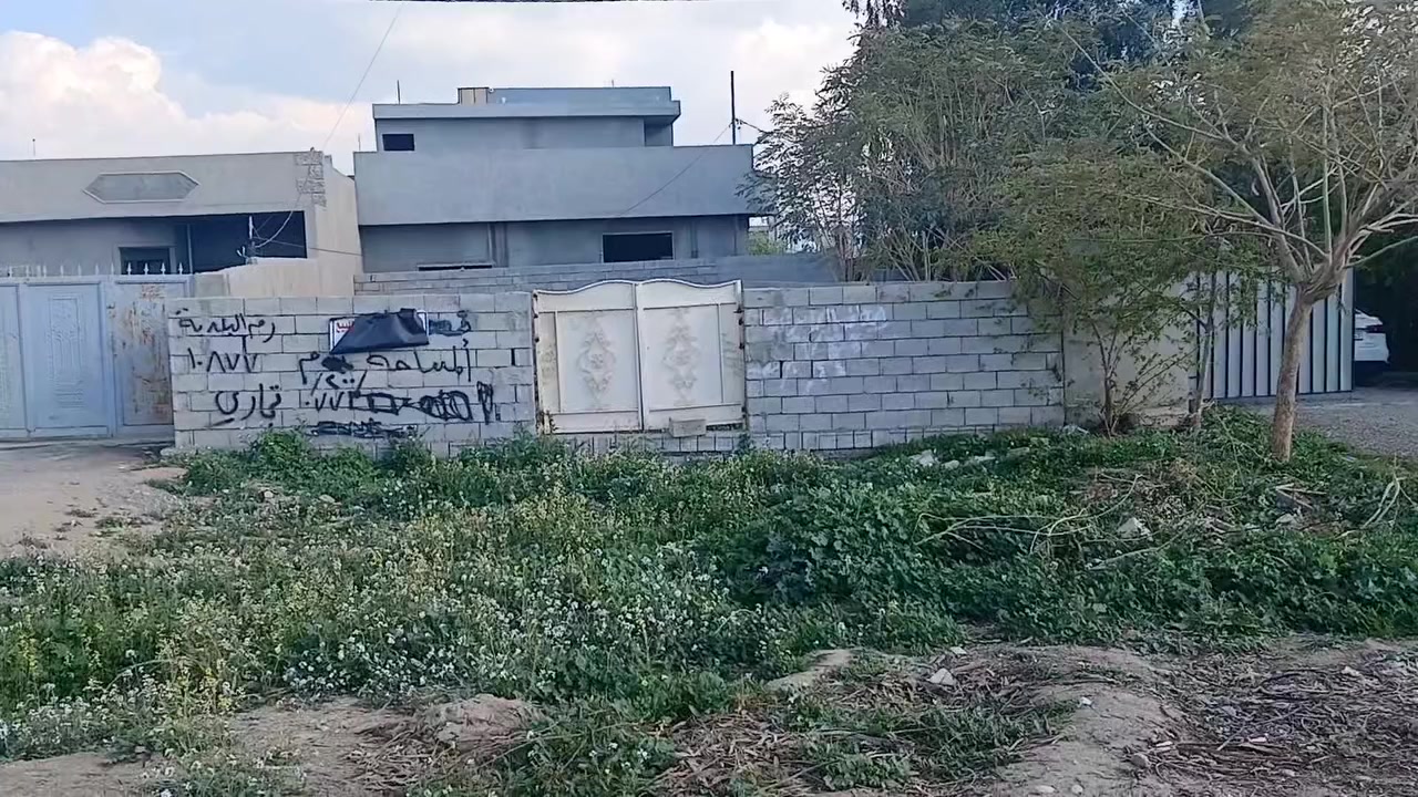 قطعه تجاري ٢٠٠ متر 

صياده السعر ٦٦ مليون 

***********
