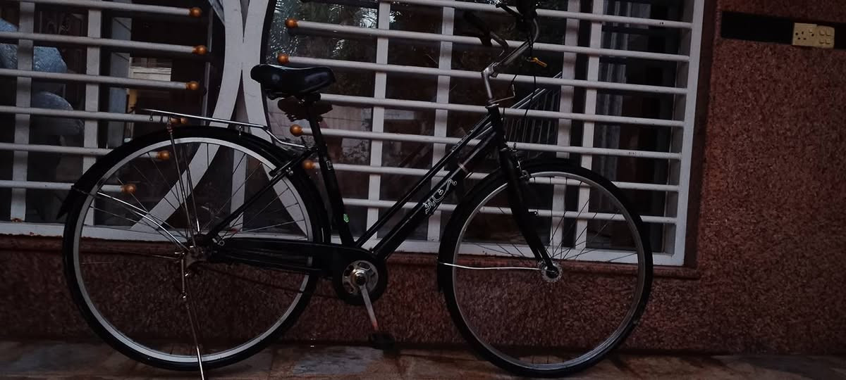 اسلام عليكم بايسكل للبيع موديل 2015 مكفول برغي مامفتوح بي حجم27 كير دفن حساس امامي بريكات شغاله السعر خاص رقم التلفون*********** العنوان بغداد العامريه شارع المضيف
