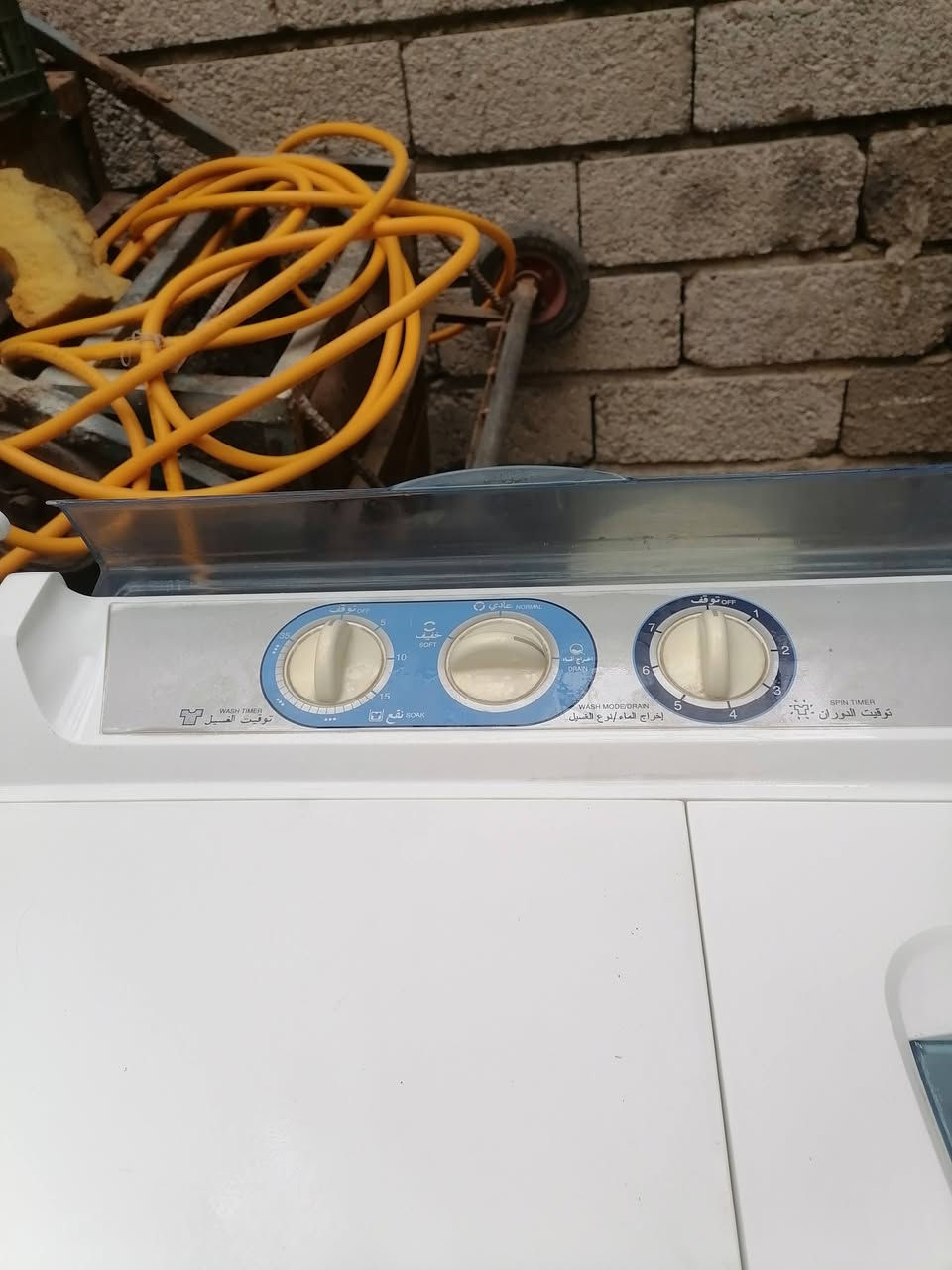 غساله هيتاشي ياباني شرط كلها وضع شركه استعمال قليل نظيف مال سعر ١٧٥ الف ***********
