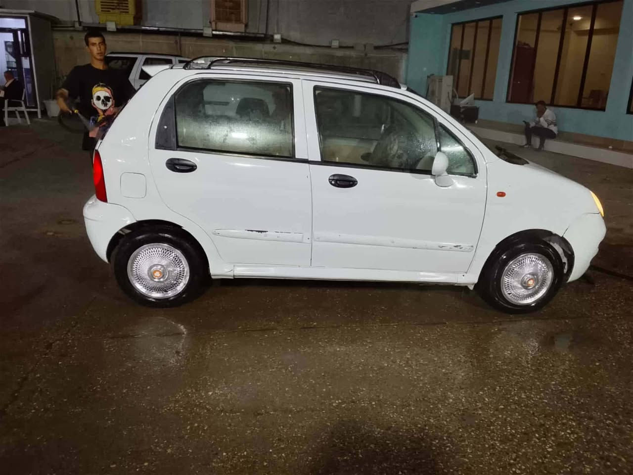 سلام عليكم سيارة كيو كيو للبيع موديل 13
كير اوتو وعادي سعر 24 مكاني كوت 
للستفسار ***********
