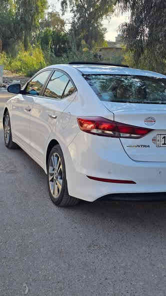 سلام وعليكم ((للبيع او مراوس حسب القناعة ))النترة موديل 2018 سوبر فول مواصفات عدا البصمه محرك 2000 دوش محرك وكير مكفولات تخم تاير اسيارة بسمي سيارة بيهة بس هلال لجاملق الخلفي فقط سعر لسيارة157 لنتصال***********
