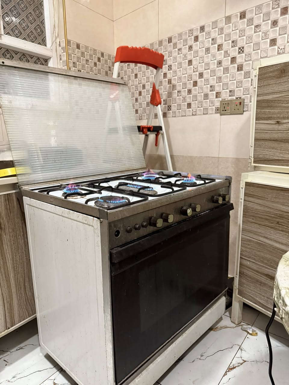 للبيع مكان بعقوبة الكورنيش


**إذا كنت صاحب هذا الإعلان وتريد حذفه لأي سبب، رجاءا أرسل رسالة إلى الدعم الفني**