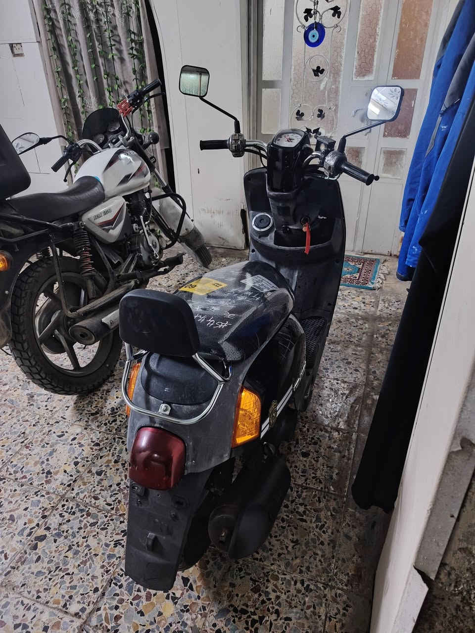 السلام عليكم دراجه بوليسي للبيع مكفوله كفاله عامه  دراجه جديده مكاني بغداد الشعب ب٧٥٠ وبيها مجال بسيط ***********
