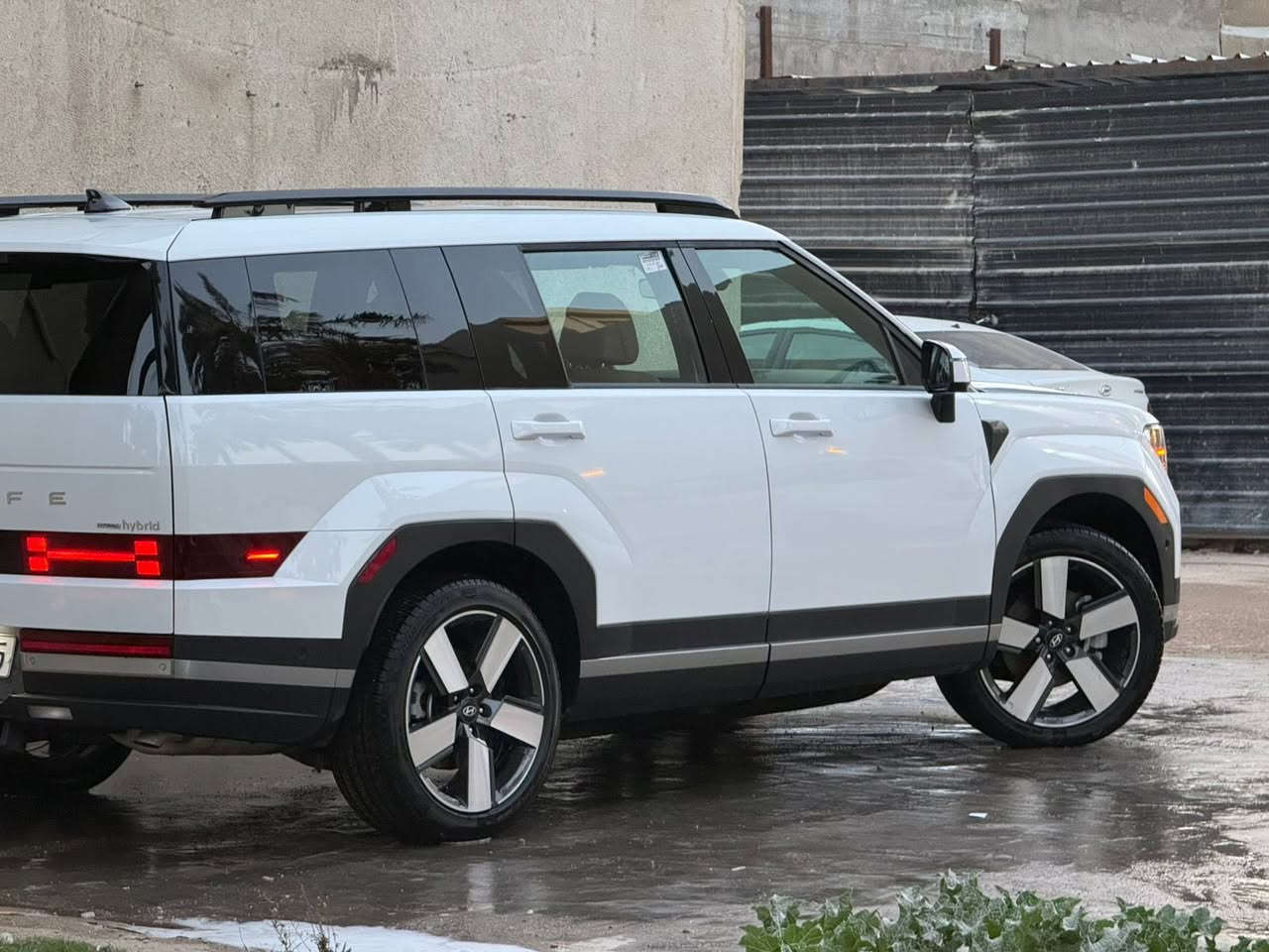 السلام عليكم سنتافيا 2025 لمتد اوتبارك وارد امريكي

رقم اربيل سنويه بسمي حصرا

   المسافه المقطوعه : 15 الف ميل 

   حالة الايرباك : سليمه بدون ايرباك

الضرر : فقط دعاميه نفس الون 

حجم المكينه : 1600 تيربو + هايبرد 

                

#مواصفات

1. شاشه

2. كيجات دجيتل

3.كامرات 360

4.بانواما فتحتين

5. بصمه 

6.تشغيل عن بعد

7. رادارات 360

8. ايقاف ذاتي

9. ويل كب

10.بكلايت لد 

11.اشاير بالمري

12. هيترات بالكشنات خلفي امامي

13. تحديد مسار

14. نظام ايكو +سبورت + سمارت

15. هند بريك بصمه

16. اوتو هولد

17. لايتات زنون عدسه عالي ناصي

18. رادار امامي

19. صندوك كهرباء 

20. صندوك ذكي يفتح عند الاقتراب

21. قطعتين تبريد 

22. شفتات بالاستيرن

23.برادات خلفيه

24. حساسات خلفي امامي

25. كامرات 360 درجه 

26. كشنات جلد تدفئه تبريد

27. كشنات كهرباء 

28. كشن السايق ميمري 

29. فور ويل 4x4

30.نظام هترك 

31.اوتبارك تروح وتجي بالريمونت

32.كشنات خلفي كهرباء

33.سبعه راكب

 

السعر : الطلب في التعليقات سيأتي إليك مباشرة 🚓 

تفاصيل اكثر هذا رقمي ***********تحياتي 

مكاني بغداد
