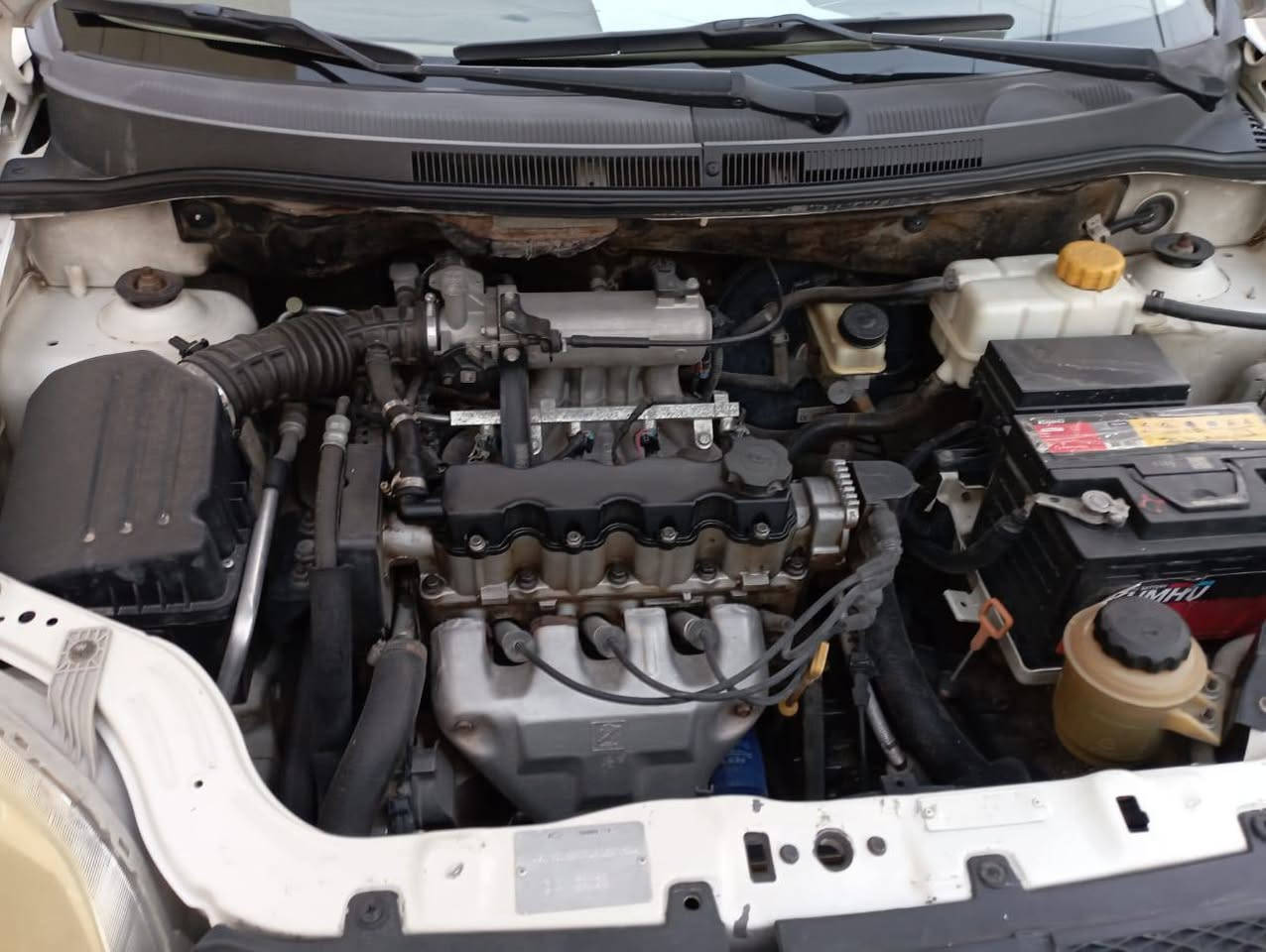 السلام عليكم سياره للبيع النوع افيو مديل 2010 خليجي محرك وكير حداديه جاهزه محرك مفتوح رقم نجف دولي جاهزه  بيه جاملغ وبيه بارد شويه مكان السياره النجف السعر 72 التواصل *********** النجف, العراق
