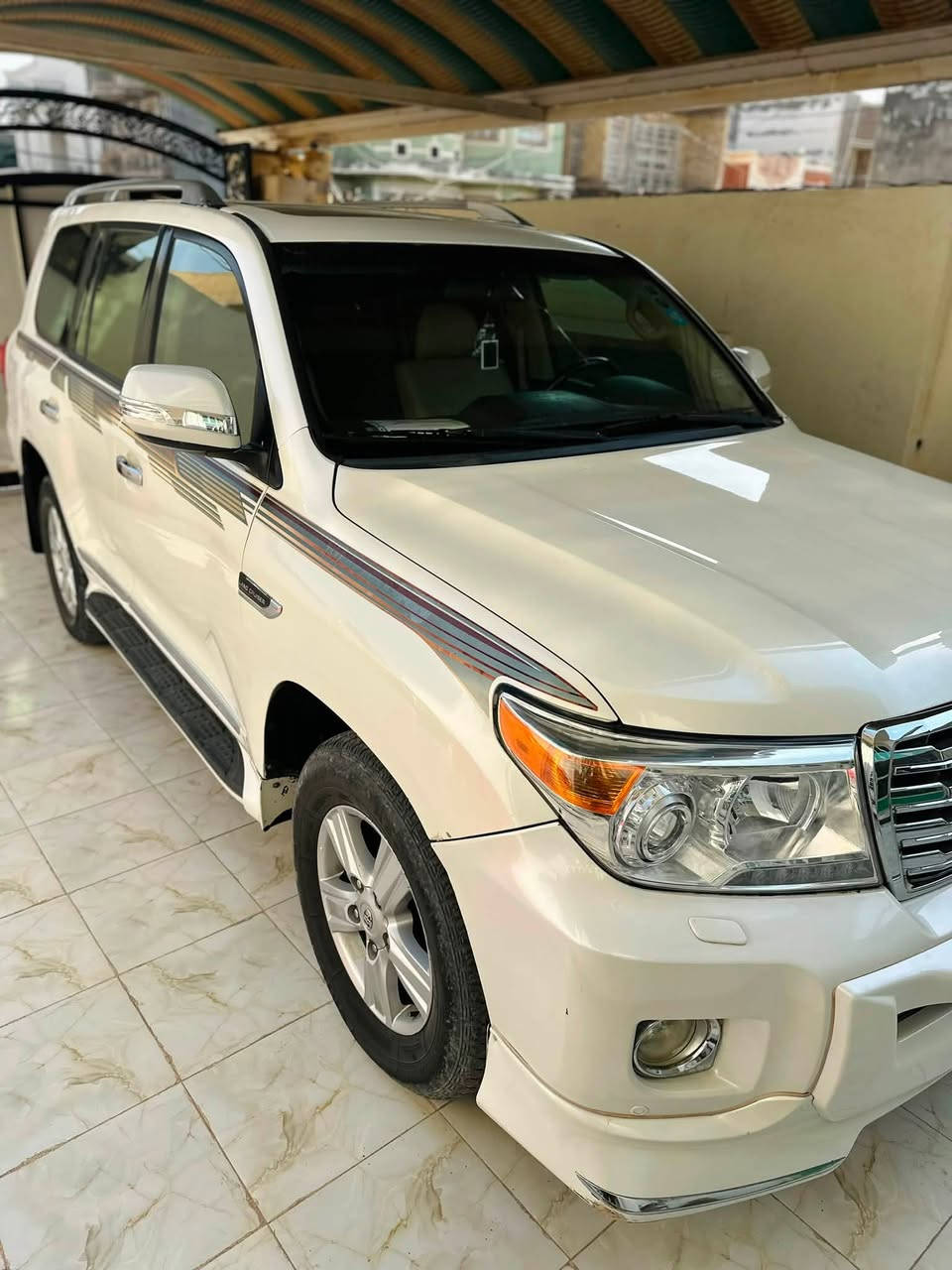 لاندكروز 2008 بريم فول مواصفات محرك 8 سلندر مكفولة من ضربة وتبديل بيها فقط صبغ بمكان الخطة الصفحتين السيارة جاهزة وبأسمنا تحويل ثاني يوم السعر 220 بيها مجال للشراي
 استفسار ‭***********‬
