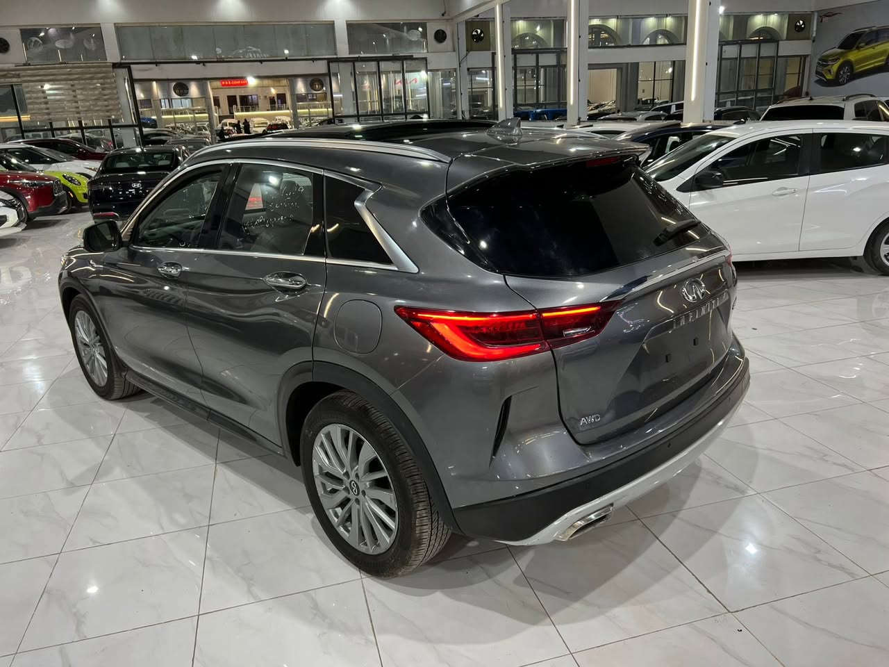 بسم الله الرحمن الرحيم رمضان كريم 🌙❤️
انفنيتي  2024👌
حجم QX50
محرك 4 سلندر🔥

#سعرها 235 ورقة و مجال قليل🔥

مواصفات فول فول١/١ 👇

شاشة جبير 📺 
خمس كاميرا 📸 
كاميرا مراية الداخل📸
كشن جلد حار و بارد
كشن خزن و كهربايي 
مراية كهربايى تنفتح و تنسد 
بصمة 
ابواب بصمة 
تشغيل عم بعد↩️
سلايت فتحة
فور ويل 
جنطة كهربائي
ويل كبات كروم 
تحديد سرعة 
تحديد مسار 
تبريد مركزي 

بعد بيها هواي مواصفات 

#ضررها فقط جاملغ خلفي صبغ و قطعتين كلير أمريكي 👍

بدون دواخل بدون ارباك بجم و ورا كبس
مكان السيارة اربيل شارع ١٠٠ م معرض🚗معرض ولید كارس🚗

شراي يتصل على هاي رقم 
***********
***********
