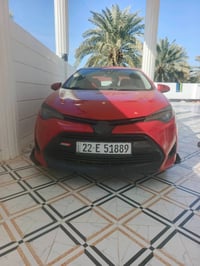 تويوتا كورولا • أحمر • نظيفه