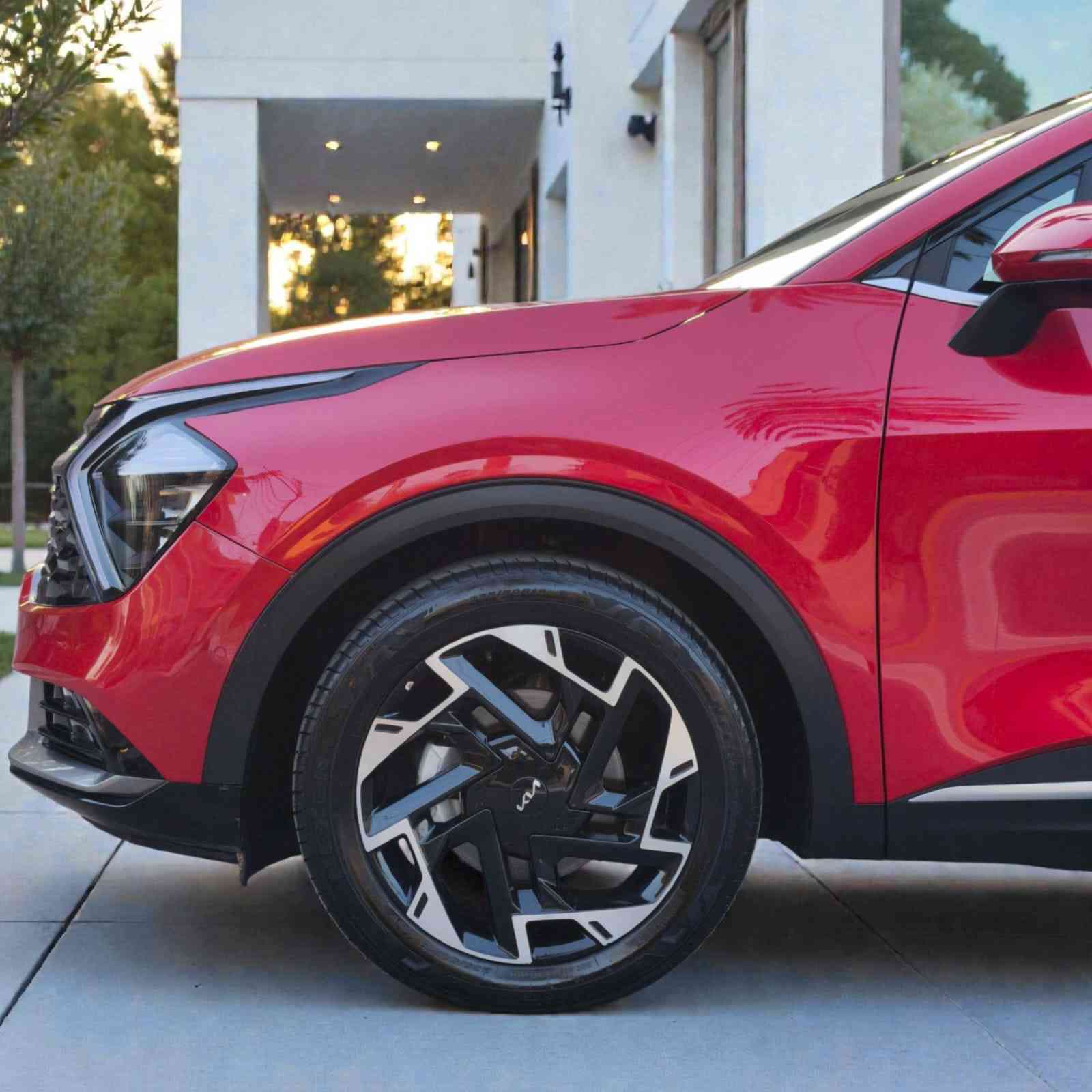 سبورتج خليجي 2024 ضمان الدولية
فوول مواصفات عدا البانوراما
رقم بغداد بأسمي 
محرك 2000
عداد المسافة 20 km
بصمه تشغل 
سايد بريك بصمه 
شاشه دجيتال 
كشنات كهرباء 
تدفئة كشنات ستيرن تدفئة 
شفتات ستيرن 
جنطه كهرباء
4 مودات قياده 
اريل نفكيشن

بيها صبغ جاملغ بسبب طخه بسيطه وعندي صورتها قبل التصليح
السعر 218 قفل
اتصال فقط ***********
العنوان / بغداد / السيديه
