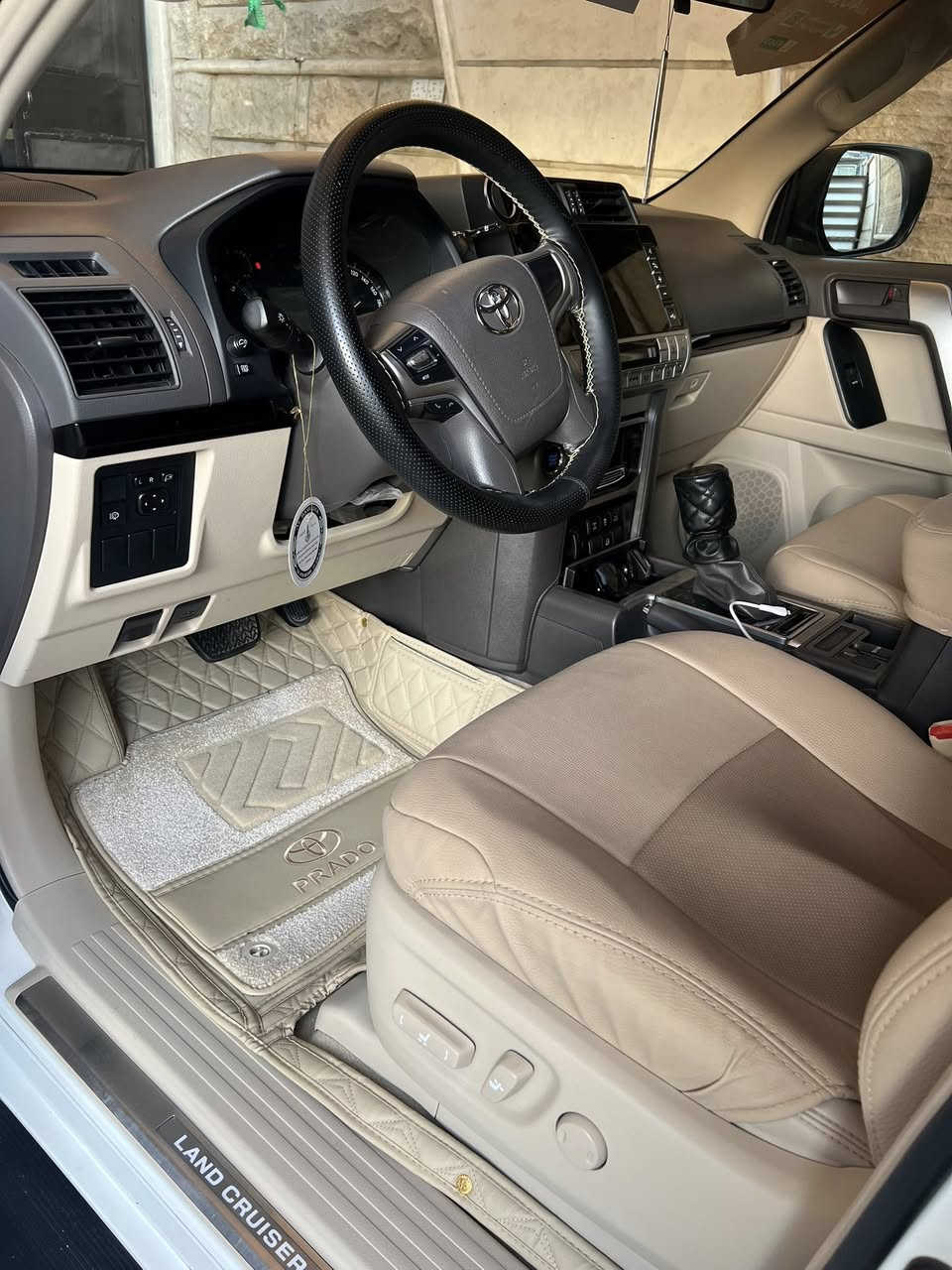 السلام عليكم برادو txs٢٠٢٣ ام الضمان
ماشية ٢٧٠٠٠ الف 

للبيع فقط 

وكالة جيهان

بلاك ادشن

كراسي جلد بلادي وكهرباء

مري شفط 

تشغيل عن بعد

فتحة

حساسات خلفي وكامرا

شاشة كاربلي بلادي

شاحن وايرلس

مثبت سرعة

تبريد خلفي

زراك لايت 

لايت زنون 

لايت لد داخلي 

دبل تانكي

دوشمة كشنات ولفت 

ارضيات حوضي اصلي

السيارة مكفولة كفالة عامة 

عدا رصعة اصبعين بجاملغ الامامي ومطلعيهة

المكان بغداد الجديدة 

السعر ٤٨٥ ورقة 

***********
