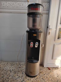 براد ماء • شغال • نظيف