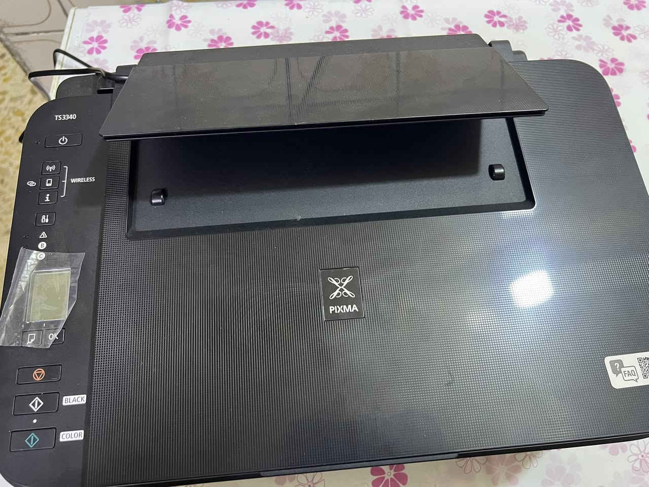 طابعة كانون جديده بيها ضمان الشركه + سيت احبار جديدات + بند ورق سعرها مناسب جداً


**إذا كنت صاحب هذا الإعلان وتريد حذفه لأي سبب، رجاءا أرسل رسالة إلى الدعم الفني**