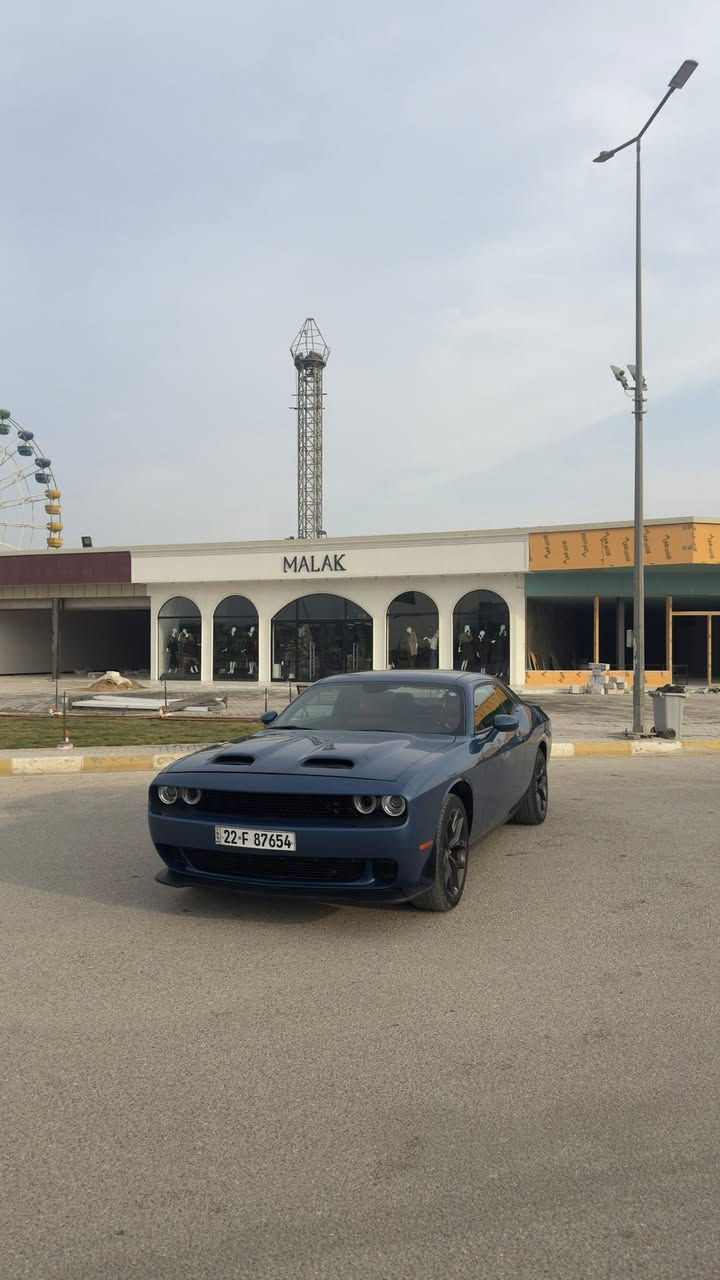 دوج جالنجر 22🔵 بسعر موديل18
سعر جداً مناسب
‏‎تشغيل عن بعد 🔵
‏‎مقاعد جلد🔵
‏‎دخول ذكي🔵
‏‎مقعد السائق كهرباء🔵
‏‎شاشه  كار بلاي🔵
‏‎مثبت سرعه🔵
‏‎حساسات خلفيه🔵‏
‏‎هيتر مري🔵
‏‎تبريد قطعتين🔵
‏‎سبورت🔵
‏‎سماعات من شركه ALPINE🔵
بنيد ديمون 🔵
لحيه اماميه 🔵 
لدات ابيض🔵
عليه برمج ب200دولار🔵
رقمه كلش حلو اربيل🔵
صدر حداديه قبل فتره كملته🔵

حالياً متواجد بغداد 
‏‎السياره اشتريتهة ماشيه من امريكا 16الف مايل
وهسه عندي ماشيه35
يعني ماشيه بالعراق 19الف فقط

‏‎حادثها قطعتين فقط جاملغ وبنيد بس وتفاصيل اكثر اني موجود على وتساب رقمي

الرقم: ***********
حبايب لا بياع شراي ولا اي شي السياره قبل سنه ونص اخذتهة وما طلعت بيهة اهوي على كد روحه للجامعه بس 
ما ناقصهة اي شي
