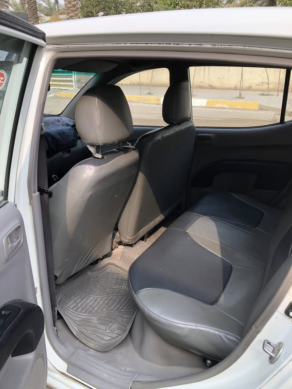 مستبوشي بيكم ٢٠١٠ سياره نضيفه كير كهربائيات صدر خير من الله رقم بغداد انكليزي ب اسمي  بيها فقط بوارد بسيطه لل استفسار ***********
