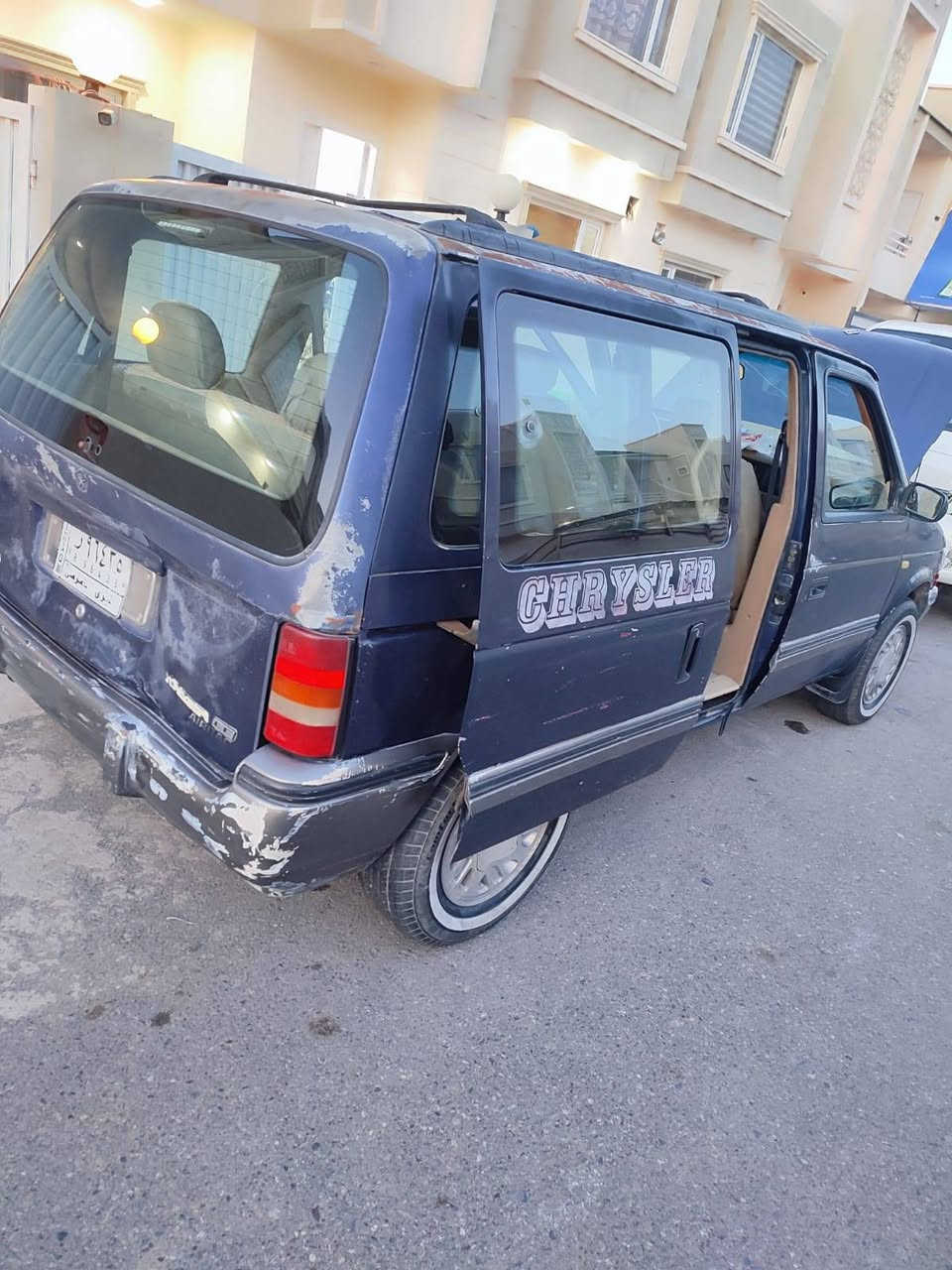 للبيع دوج كلايزر موديل ٩٣ شاصي كصير محرك ٦ سلندر كير ومحرك شرط تدفئة تبريد كشنات كهرب تحويل مباشر 
للإستفسار ***********

