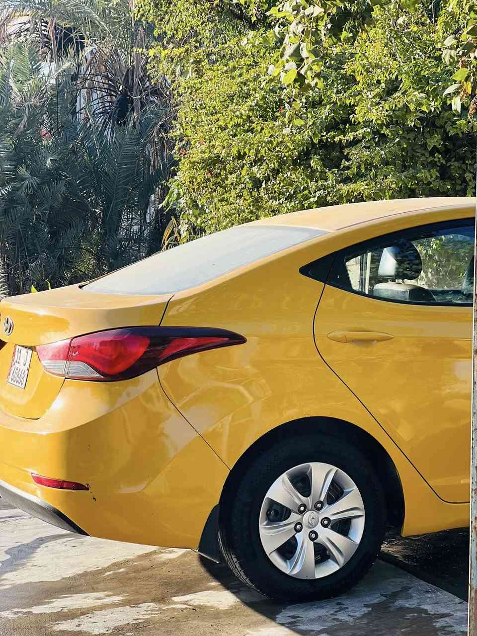 السلام عليكم من رخصة لادمن المحترم للبيع  هونداي النترا2015شركة العامة للسيارات خليجي مال شركة القلم اي استفتار موجود خاص او اوتساب ***********
