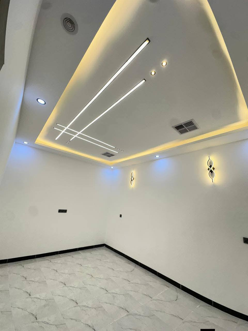 #دار_للبيع طابو صرف المساحة 100م واجهة 5م مقابل حديقه🌲
ــــــــــــــــــــــــــــــــــــــــــــــــــــــ
#العنوان_كركوك حي الأسرى والمفقودين   دور السكك مقابل أقصى مول 
 ــــــــــــــــــــــــــــــــــــــــــــــــــــــــــــــــــــــــــــــــ #طابقين_يحتوي على  غرفة  نوم  مطبخ وهول واستقبال وصحيات درج داخلي   طابق ثاني غرفة نوم وهول صحيات وكراج سياره 💎
 ــــــــــــــــــــــــــــــــــــــــــــــــــــــــــــــــــــــــــــــــــ
#مواصفات_الدار نظام تبريد مركزي نظام كامرات نظام طاقه شمسيه نظام غاز ديكورات مغربي واجهه فلين✅
ــــــــــــــــــــــــــــــــــــــــــــــــــــــــــــــــــــــــــــــــ 
#لمعرفة_السعر علق برقم 1✨

#للاستفسار الاتصال على الرقم التالي***********☎️
ـــــــــــــــــــــــــــــــــــــــــــــــــــــــــــــــــــــــــــــــــــــــــــ
🔨 مقاولات عامة – بناء، ترميم، ديكور 🏗️

هل تبحث عن مكتب موثوق ينفذ شغلك بالجودة والدقة المطلوبة؟
📌 يقدم لك:

مكتب ليان للمقاولات العامه 

بناء وتشطيب من الأساس إلى التسليم 🔑

ترميم وصيانة المباني والفلل 🏠

تصميم وتنفيذ ديكورات عصرية ✨

✅ التزام بالمواعيد
✅ أسعار تنافسية
✅ كوادر هندسية وفنية متخصصة

📞 اتصل بنا الآن أو راسلنا على الخاص للتفاصيل والعروض الخاصة(***********)
