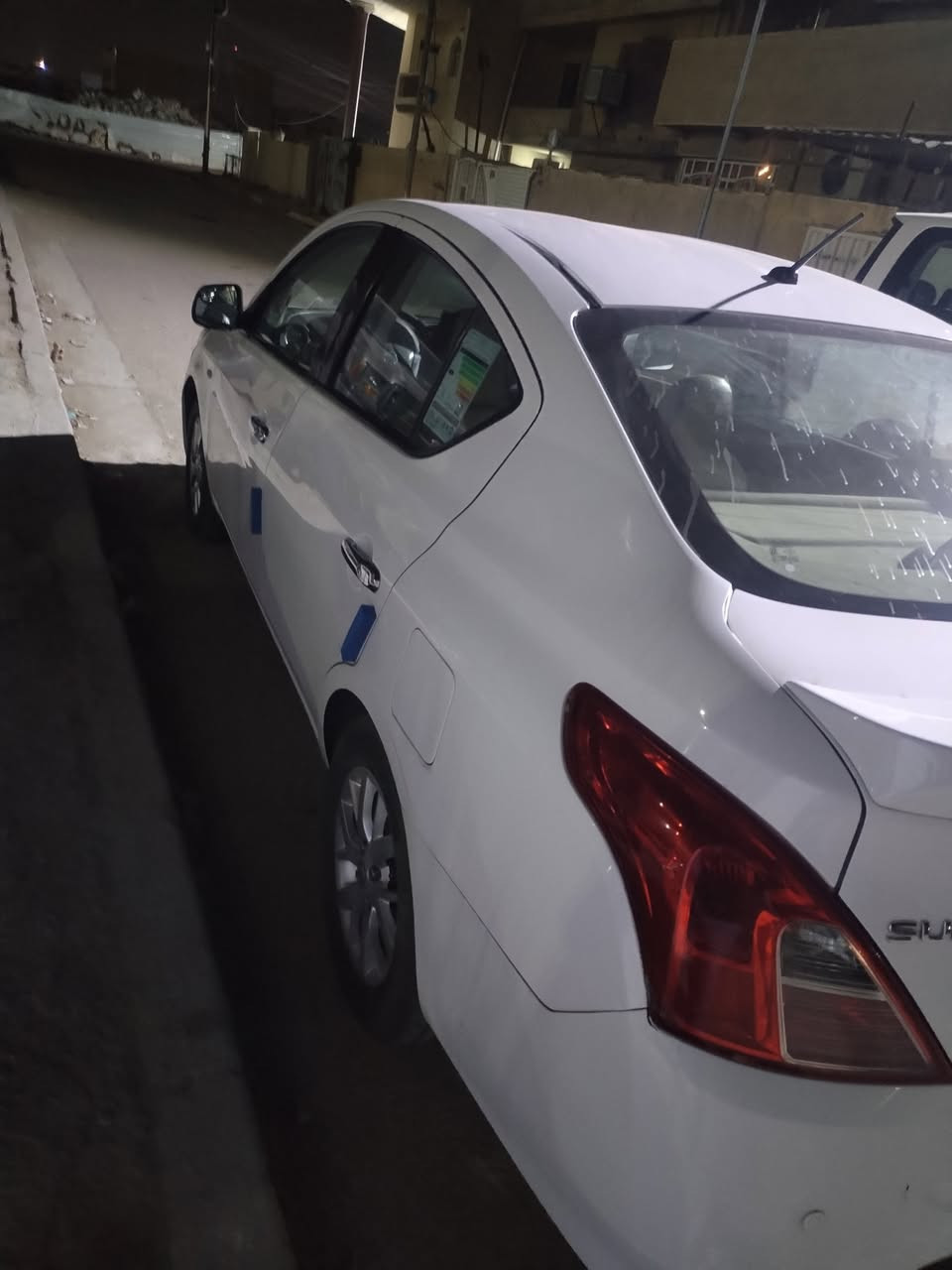 سلام عليكم سني هندي موديل ٢٠ بأسمى ورقم بغداد انكليزي كير محرك جديد قبل شهر سويت ادامه كامله قاعده فيت بم جديده مال حاويه أصليه وتبديل صدر كامل جديد وتبديل زيت الكير   ويل كب وتخم إطارات جديد السياره جاهزه وجديده. امدوشمه جلد درجه اولى مع الأرضيه  تدفئه وتبريد شغال  . يوجد فيها بارد قليل فقط بدون صبغ  السعر ١٠٨ وبيه مجال للشراي العنوان بياع تقاطع درويش خلف محطة الكهرباء في حي التراث *********** غير متواجد على الفيس بوك
