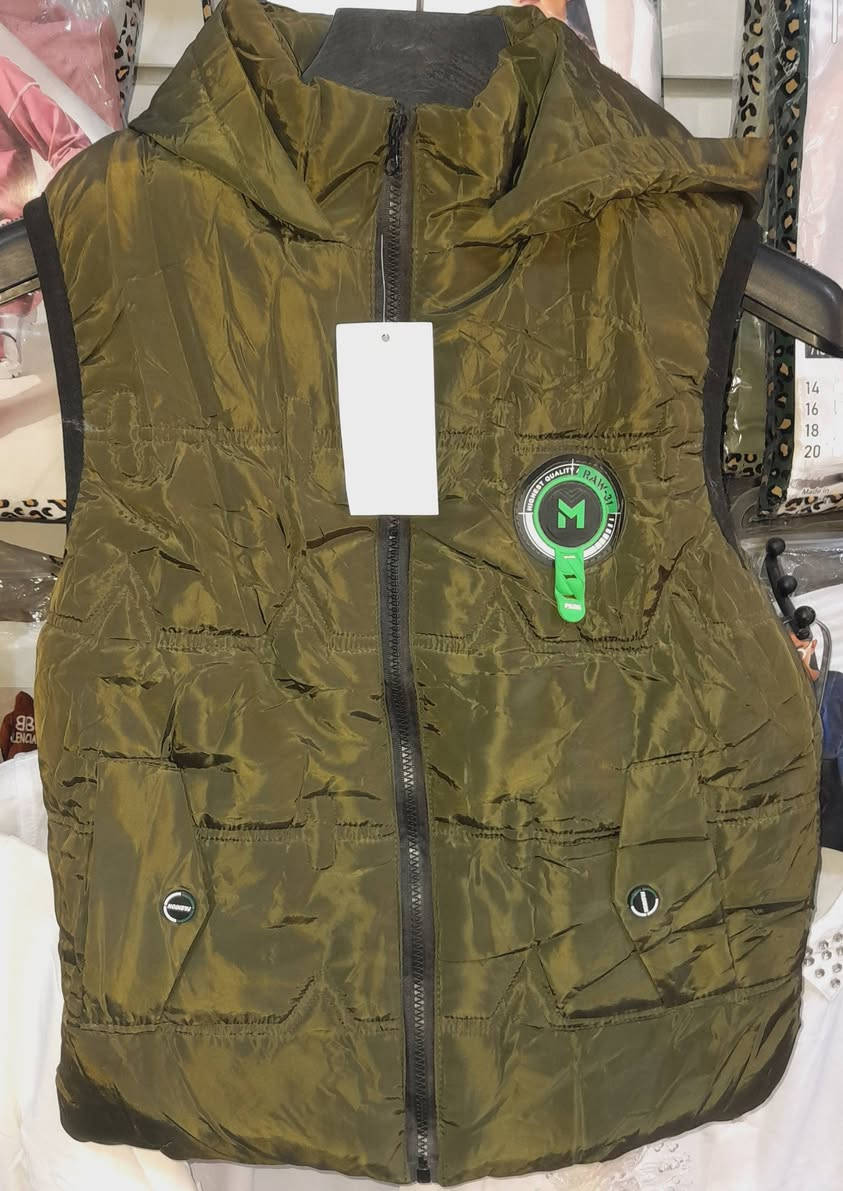 #تخفيضات... #تخفيضات 
يلك  ولادي  .. قياسات  من ٥ سنه الى ١٢ 
صار ب    5    الف فقط 
الكميه بس المعروضه .... 

أزياء ثائر        ... 
ديوانيه_عفك 
#عمارة_ابو_باسم 
قرب_صيدلية_الدلال 
#مقابيل_مول_البصري ..
.


**إذا كنت صاحب هذا الإعلان وتريد حذفه لأي سبب، رجاءا أرسل رسالة إلى الدعم الفني**