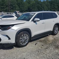 هايلاندر بلاتينوم • ٢٠٢٤ • حادث بسيط