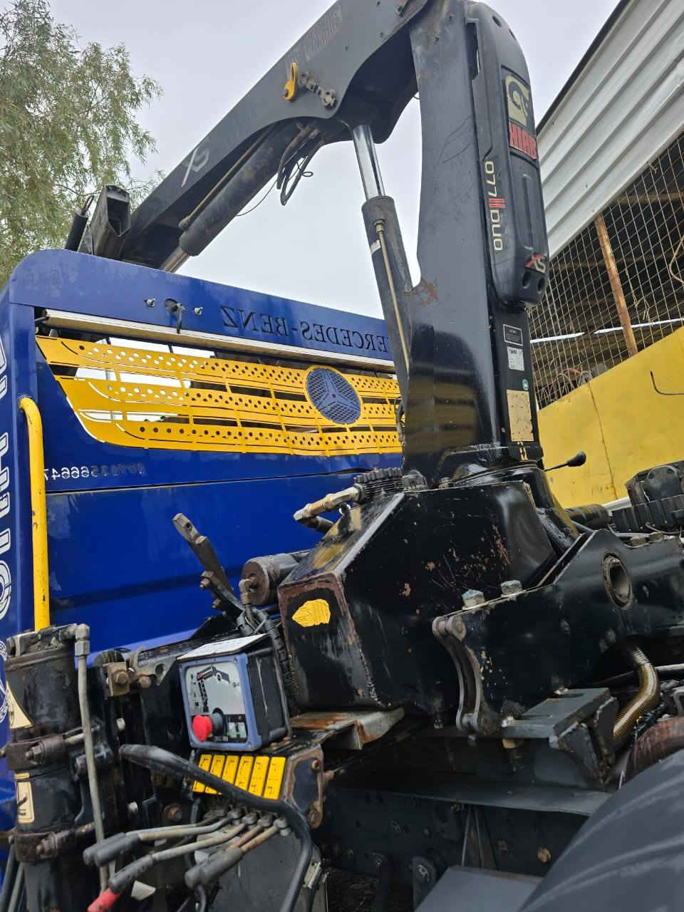 للبيع  كرين  اتيكو***********/818 ))سطحه 2015اوتماتيك كفاله عامه جديده كلش مامتعوبه كرين ٣سلايت  فول موصفات رقم /سليمانيه بسمي شخصيآ
