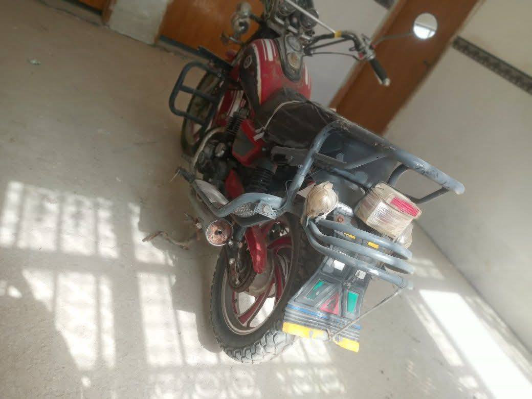 دراجه جونده للبيع موديل 2012 فول نضافه نگره سلف ماتذب عليه الف دينار أوراقه ضائعه ااسويلك مكاتبه بيه اذا تريد هذا رقمي *********** مكلف بالنشر
