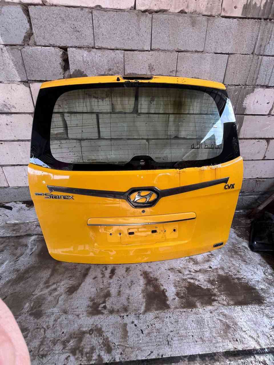 سلام عليكم صندوك ستاركس للبيع الصندوك جديد بس عده بطاين وقفال وماسحه السعر 150 وبي مجال  مكاني بصره ***********
