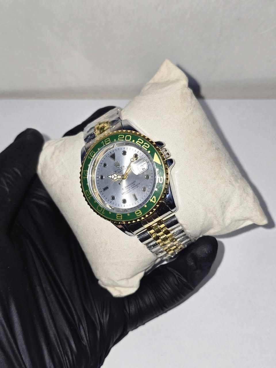 سەعاتی زۆر تایبەت و جوان 
زۆر گەنجانەن
لۆکی لەدەست نەکراون 
هەندێکی تریش هەن بۆ بینین نامە بنێرن 
کەلار 
بۆ نرخ نامە بنێرن 
گەیاندن بەردەستە بۆ هەموو شارەکان


**إذا كنت صاحب هذا الإعلان وتريد حذفه لأي سبب، رجاءا أرسل رسالة إلى الدعم الفني**