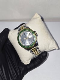 ساعات مميزة • جديدة • كلار