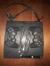 بلي 3 للبيع سلم مهكر نضيف كلش سعره 95 وبي مجال هاذه رقمي 07803698196