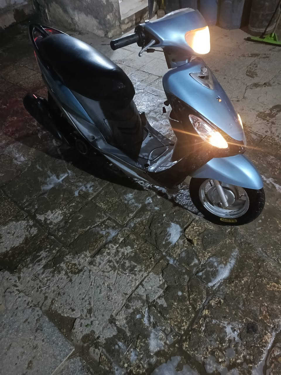 سلام عليكم دراجه ماكس منغولي مكينه برغي مامفتوح بيها كفاله كهربائيات شغاله سلف هندر كفرات جدد لوك خير من الله الدراجه معايزه شي كبل ملاح فوول شوفت عينك  للشارع سعره 500 وبيها مجال قليل مكاني بابل الحله شارع 60 ***********
