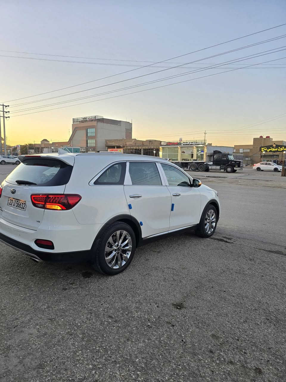 للبيع كيا سورنتو ٢٠٢٠ رقم اربيل  انكليزي ٦ سلندر  مكفوله من ضربه وصبغ وتبديل مكينه وكير على وضع الشركه  ماشيه ٦٢ الف سعرها ٢٥٨ وبيها مجال بسيط النجف الاشرف اتصال ***********
