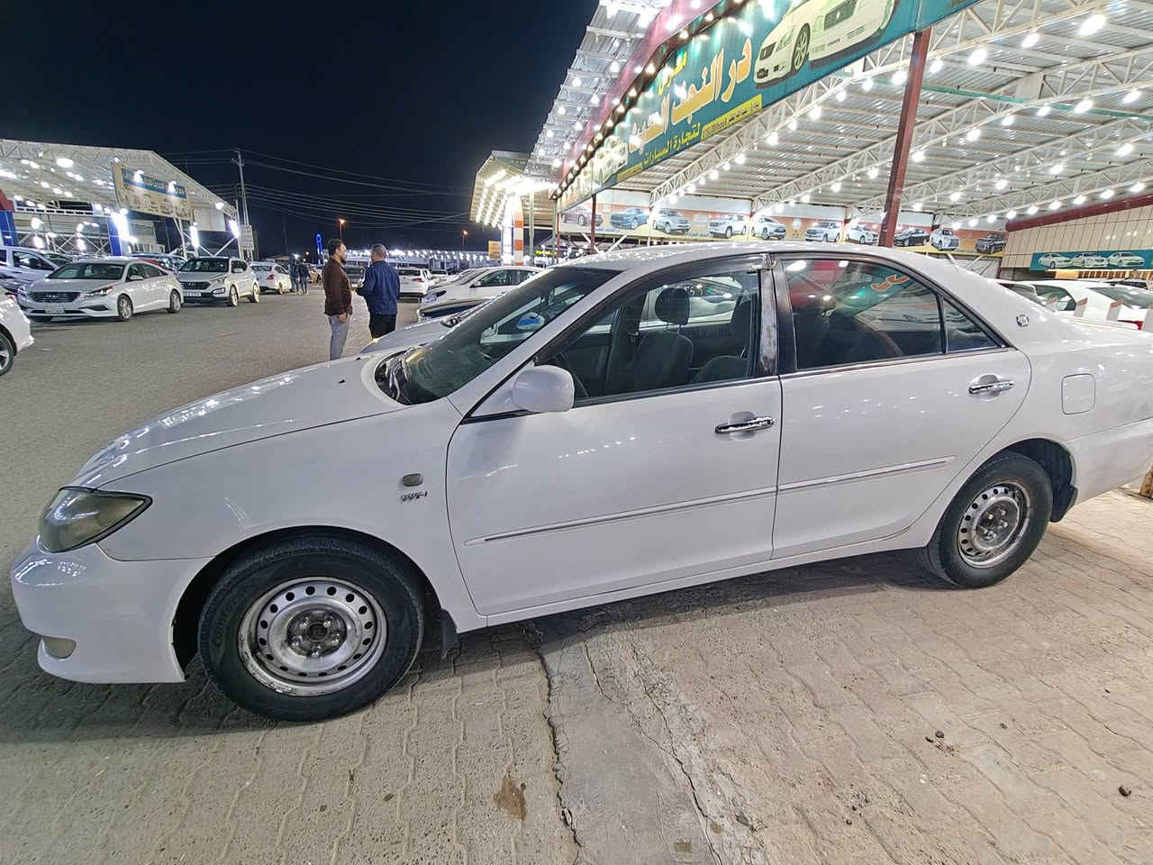 كامري خليجي 
.
سيارة جاهزة مال جناي
بيها منظومة غاز  انسى الصرف وهوسة البانزين 
تبريد قطعتين 
بأسمي 
بيها مكانين مأشر عليهن بلون أحمر 
سعرها 90 
مكاني بالنجف 
***********
***********
