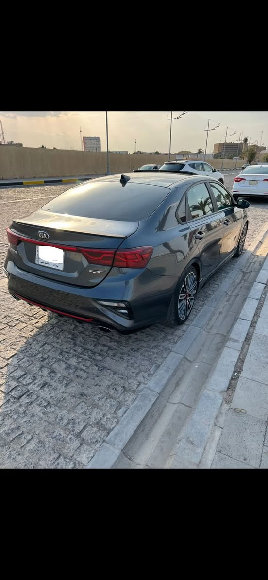 كيافورتي موديل 2021 رقم بغداد باسمي مكانها البصره كفاله عامه وصور الحادث بالمنشور للبيع او مراوس باحدث حسب القناعه السعر المطلوب 150 وبيها مجال ***********
