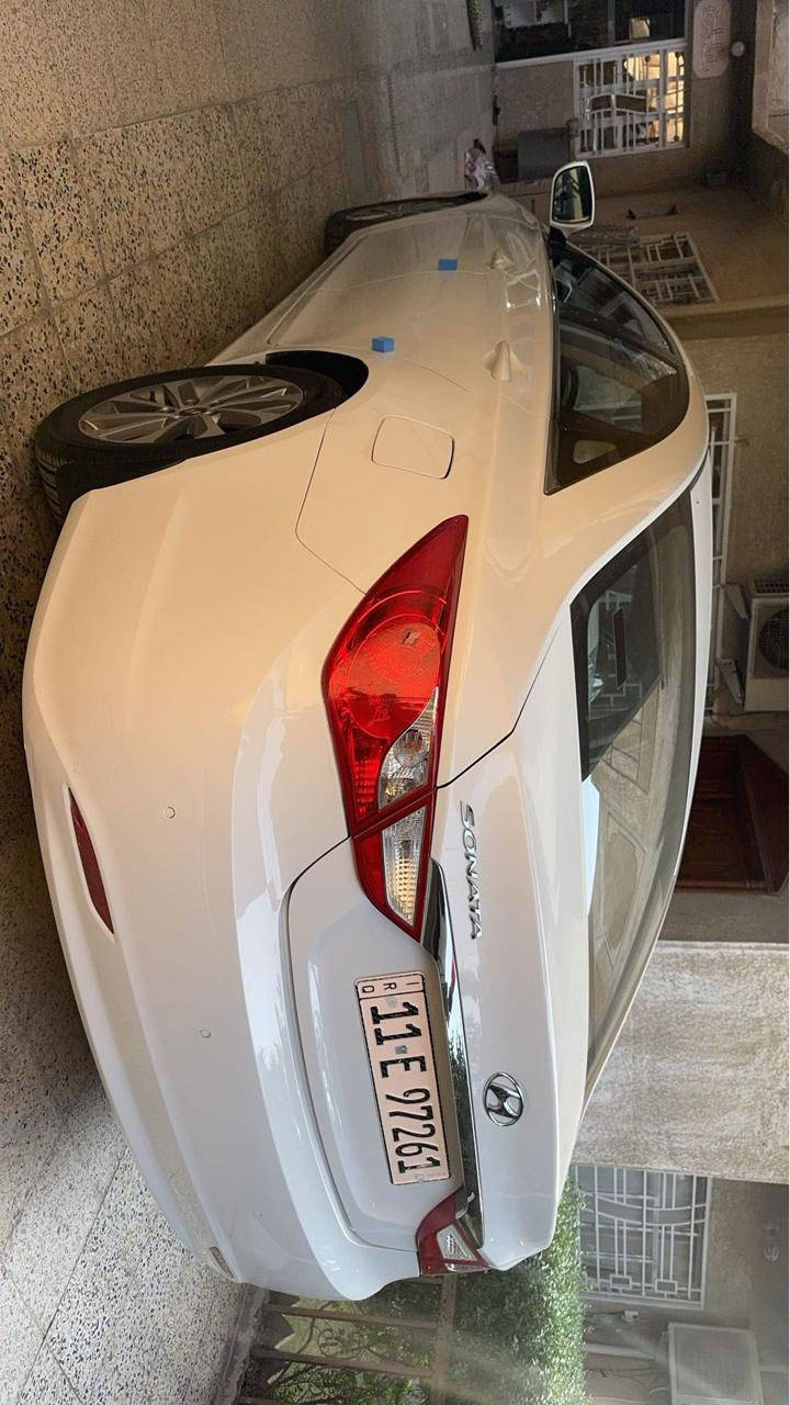 سوناتا 2013الشركه العامه محرك 2400 قطعتين تبريد كرسي كهرباء وحساس خلفي شفتات استيرن مري شفط واشاره بالمري تحكم ستيرن جهتين ماشيه 155 الف السياره جديده بمعنه الكلمه واحله من الصور مكفوله كفاله عامه فقط كرت شبر بالباب الخلفي بسمي تحويل ثاني يوم عنوان بغداد السعر 155ورقه 
للستفسار هـ.***********
