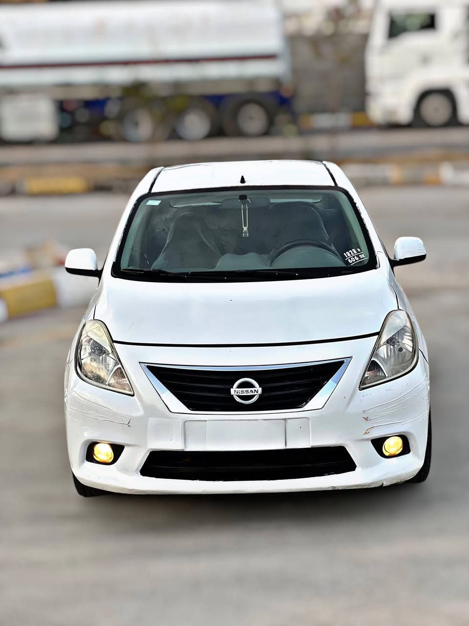 سەنی لاکشمیبای 2013بــڕاوەی دووبەی ناو ڕەساسی دووجام کارەبا ئاوێنە شەفت تەبرید گەرم و سارد بەشەرت چوار تایە و ویل تازە بـێ بۆیاخ گێڕ و مەکینە بەشەرت ڕەقەم شاسی هەمووی بێ عەیبە سەیارەیەکی پاک و بێ مەسروفە مـاڵی فەقیرە *********** لەکەلارم سعری 45گەڵایە
