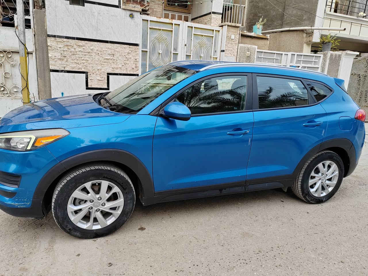 توسان ٢٠٢٠ وارد امريكي بسمي  محرك ٢٠٠٠GDI بصمة كشنات كهرباء ترحيب بيدات البوب سايد بريك دكمى تدفئة كشنات اوتو هولد رادارات امامية وجانبية وتحديد مسار كير مكفول محرك معلي كازكيت فقط انسة الادوانز حته بل بانزين العادي حادث ٣ قطع صبغ بنيد وجاملغ وباب ايرباك ستيرن وبردة وكلهن راجعات  شاصي ابد مملعوب بي فقط بداية اللغد بي تعديل نظيفة تخم تاير ماشية ٨٠... السعر ١٥٨.. مكان بغداد حي اور ***********
