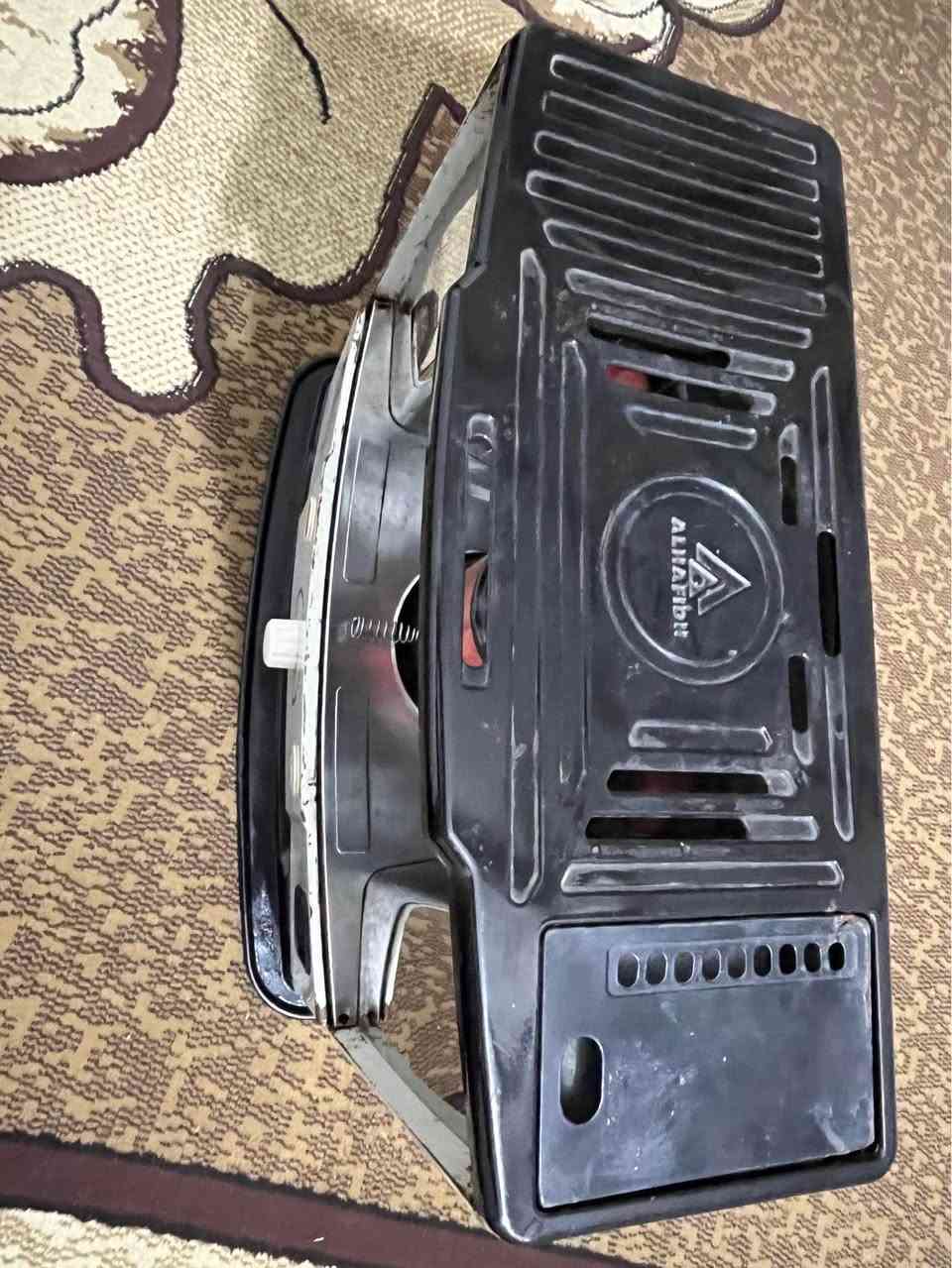 صوبه الحافظ نضيفه نارها تخبل على الفحص نقص شبجه الباب سعرها ٥٠ وبيه مجال المكان نهايه الشعله منطقه الدهله *********** بغداد, العراق
